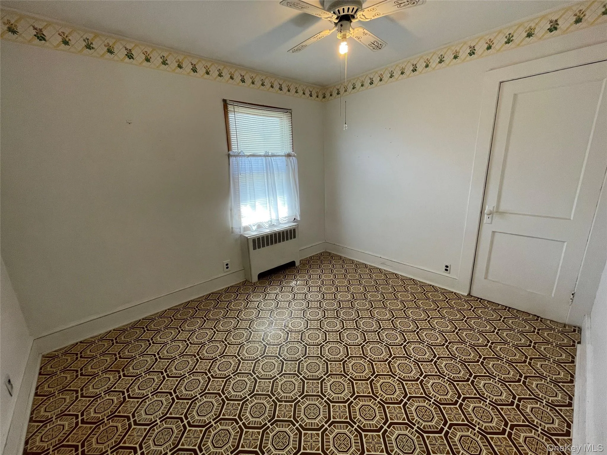 185 Seward Street, West Babylon, NY, 3 Bedrooms Bedrooms, 6 Rooms Rooms,2 BathroomsBathrooms,Residential,For Rent,Seward,0,1013498 185 Seward Street, West Babylon, NY, 3 Bedrooms Bedrooms, 6 Rooms Rooms,2 BathroomsBathrooms,Residential,For Rent,Seward,0,1013498