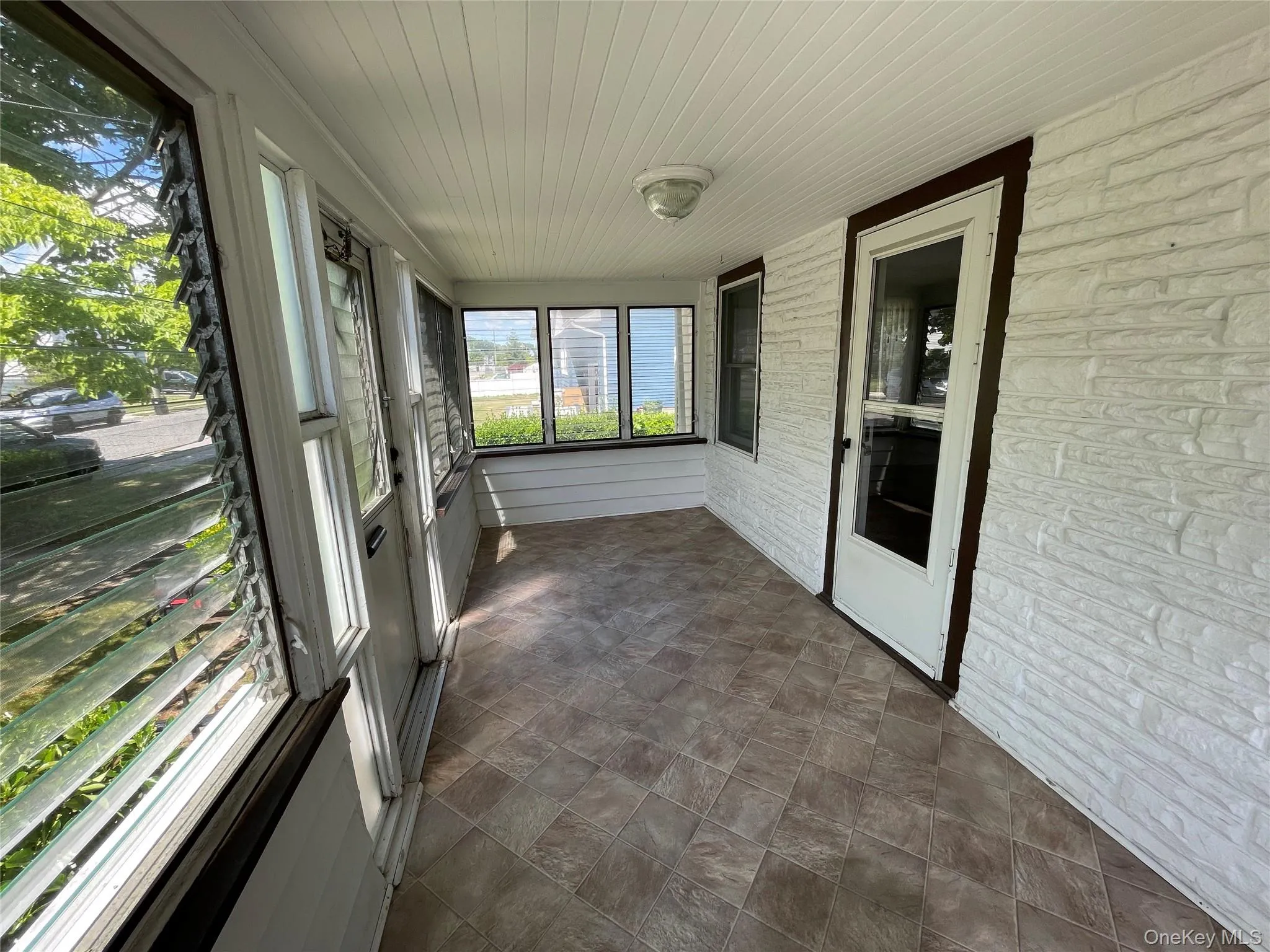 185 Seward Street, West Babylon, NY, 3 Bedrooms Bedrooms, 6 Rooms Rooms,2 BathroomsBathrooms,Residential,For Rent,Seward,0,1013498 185 Seward Street, West Babylon, NY, 3 Bedrooms Bedrooms, 6 Rooms Rooms,2 BathroomsBathrooms,Residential,For Rent,Seward,0,1013498