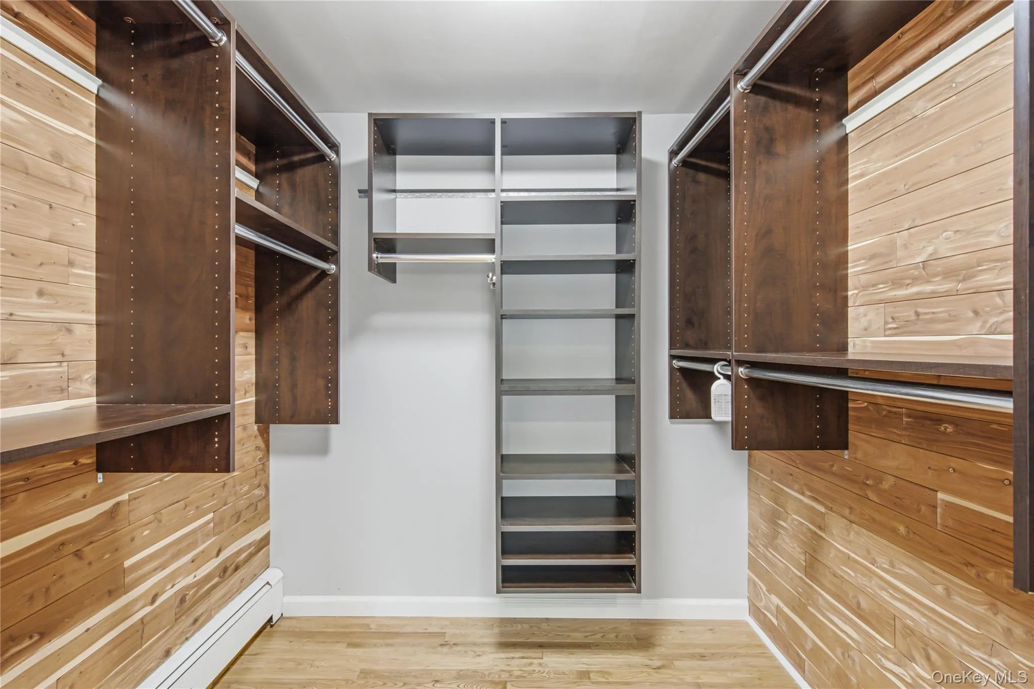 186 Stratford, North Hempstead, NY, 5 Bedrooms Bedrooms, 9 Rooms Rooms,3 BathroomsBathrooms,Residential,For Rent,Stratford,0,1013501 186 Stratford, North Hempstead, NY, 5 Bedrooms Bedrooms, 9 Rooms Rooms,3 BathroomsBathrooms,Residential,For Rent,Stratford,0,1013501