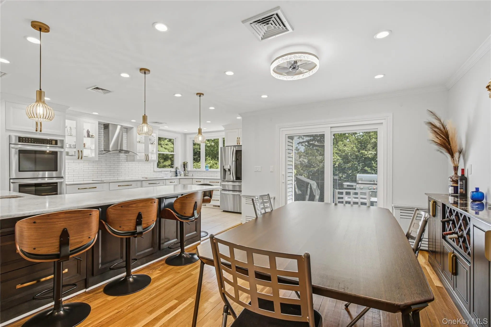 186 Stratford, North Hempstead, NY, 5 Bedrooms Bedrooms, 9 Rooms Rooms,3 BathroomsBathrooms,Residential,For Rent,Stratford,0,1013501 186 Stratford, North Hempstead, NY, 5 Bedrooms Bedrooms, 9 Rooms Rooms,3 BathroomsBathrooms,Residential,For Rent,Stratford,0,1013501