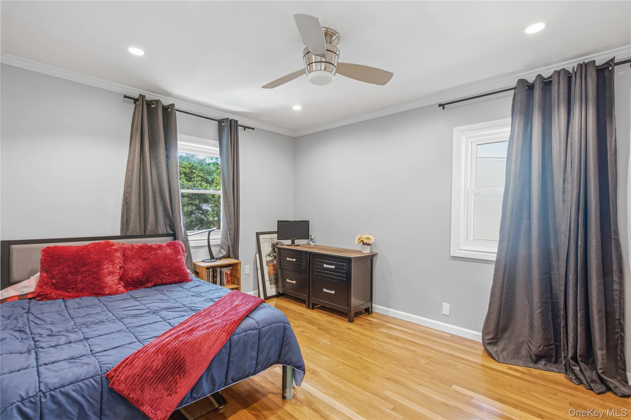 186 Stratford, North Hempstead, NY, 5 Bedrooms Bedrooms, 9 Rooms Rooms,3 BathroomsBathrooms,Residential,For Rent,Stratford,0,1013501 186 Stratford, North Hempstead, NY, 5 Bedrooms Bedrooms, 9 Rooms Rooms,3 BathroomsBathrooms,Residential,For Rent,Stratford,0,1013501