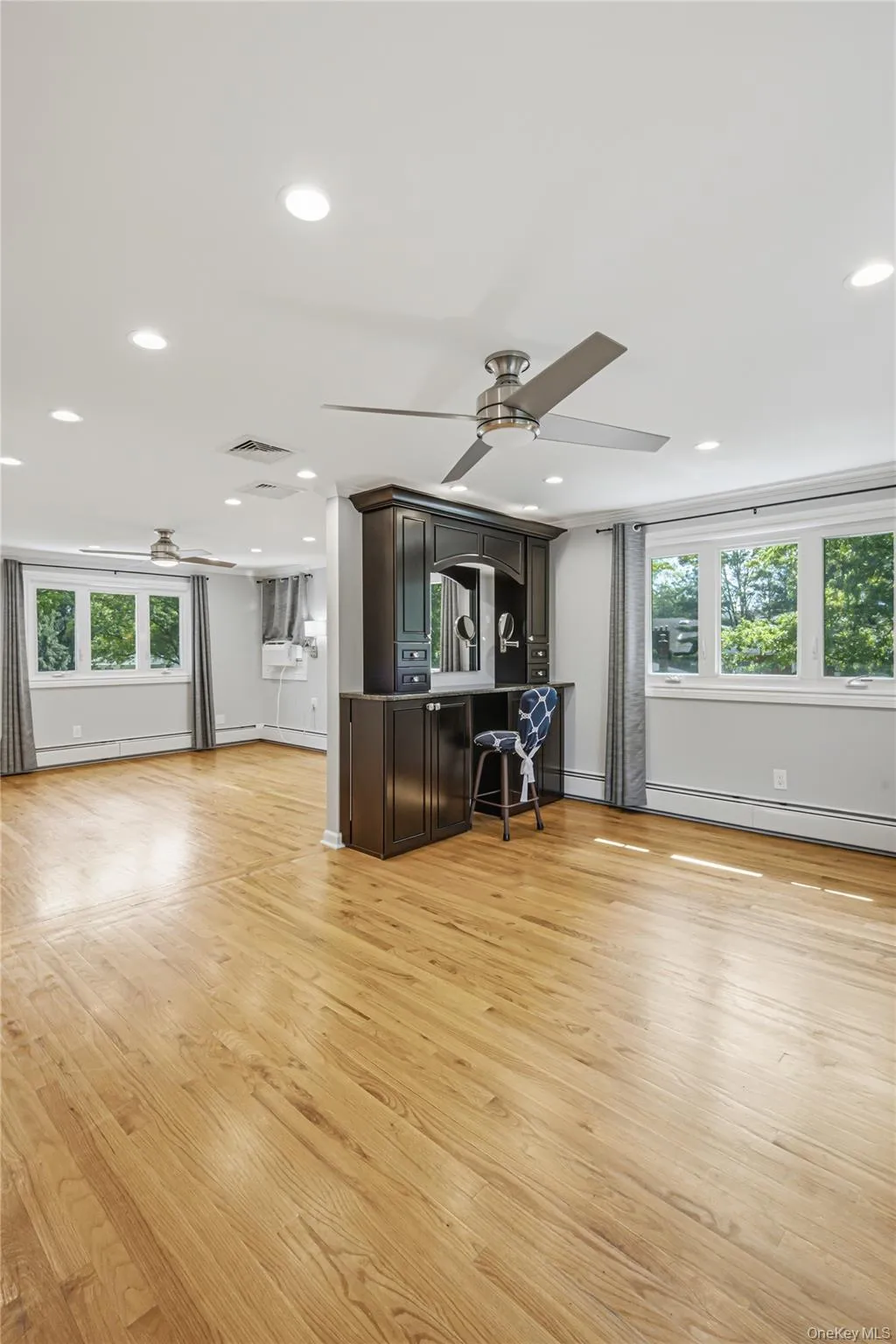 186 Stratford, North Hempstead, NY, 5 Bedrooms Bedrooms, 9 Rooms Rooms,3 BathroomsBathrooms,Residential,For Rent,Stratford,0,1013501 186 Stratford, North Hempstead, NY, 5 Bedrooms Bedrooms, 9 Rooms Rooms,3 BathroomsBathrooms,Residential,For Rent,Stratford,0,1013501
