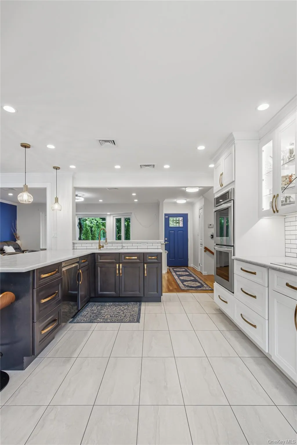 186 Stratford, North Hempstead, NY, 5 Bedrooms Bedrooms, 9 Rooms Rooms,3 BathroomsBathrooms,Residential,For Rent,Stratford,0,1013501 186 Stratford, North Hempstead, NY, 5 Bedrooms Bedrooms, 9 Rooms Rooms,3 BathroomsBathrooms,Residential,For Rent,Stratford,0,1013501