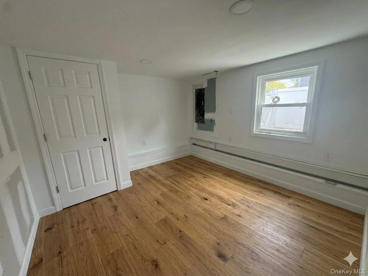 354 Easton Street, Islip, NY, 5 Bedrooms Bedrooms, 7 Rooms Rooms,3 BathroomsBathrooms,Residential,For Rent,Easton,0,1013503 354 Easton Street, Islip, NY, 5 Bedrooms Bedrooms, 7 Rooms Rooms,3 BathroomsBathrooms,Residential,For Rent,Easton,0,1013503