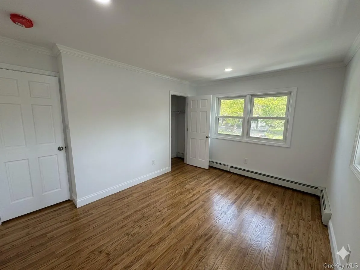 354 Easton Street, Islip, NY, 5 Bedrooms Bedrooms, 7 Rooms Rooms,3 BathroomsBathrooms,Residential,For Rent,Easton,0,1013503 354 Easton Street, Islip, NY, 5 Bedrooms Bedrooms, 7 Rooms Rooms,3 BathroomsBathrooms,Residential,For Rent,Easton,0,1013503