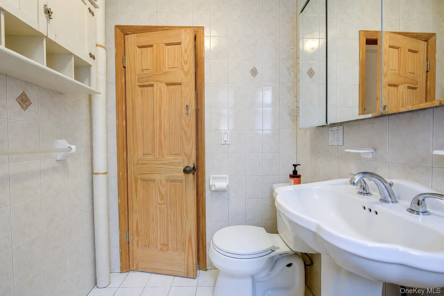 Full Bath Full Bath