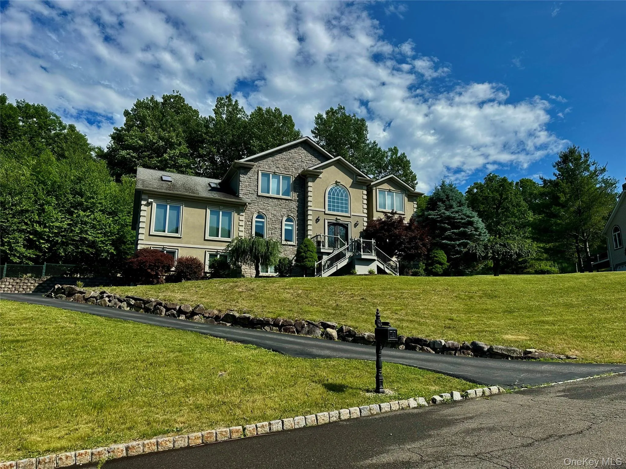 6 Cheesecote Lane, Haverstraw, NY, 5 Bedrooms Bedrooms, 8 Rooms Rooms,3 BathroomsBathrooms,Residential,For Rent,Cheesecote,0,1013506 6 Cheesecote Lane, Haverstraw, NY, 5 Bedrooms Bedrooms, 8 Rooms Rooms,3 BathroomsBathrooms,Residential,For Rent,Cheesecote,0,1013506