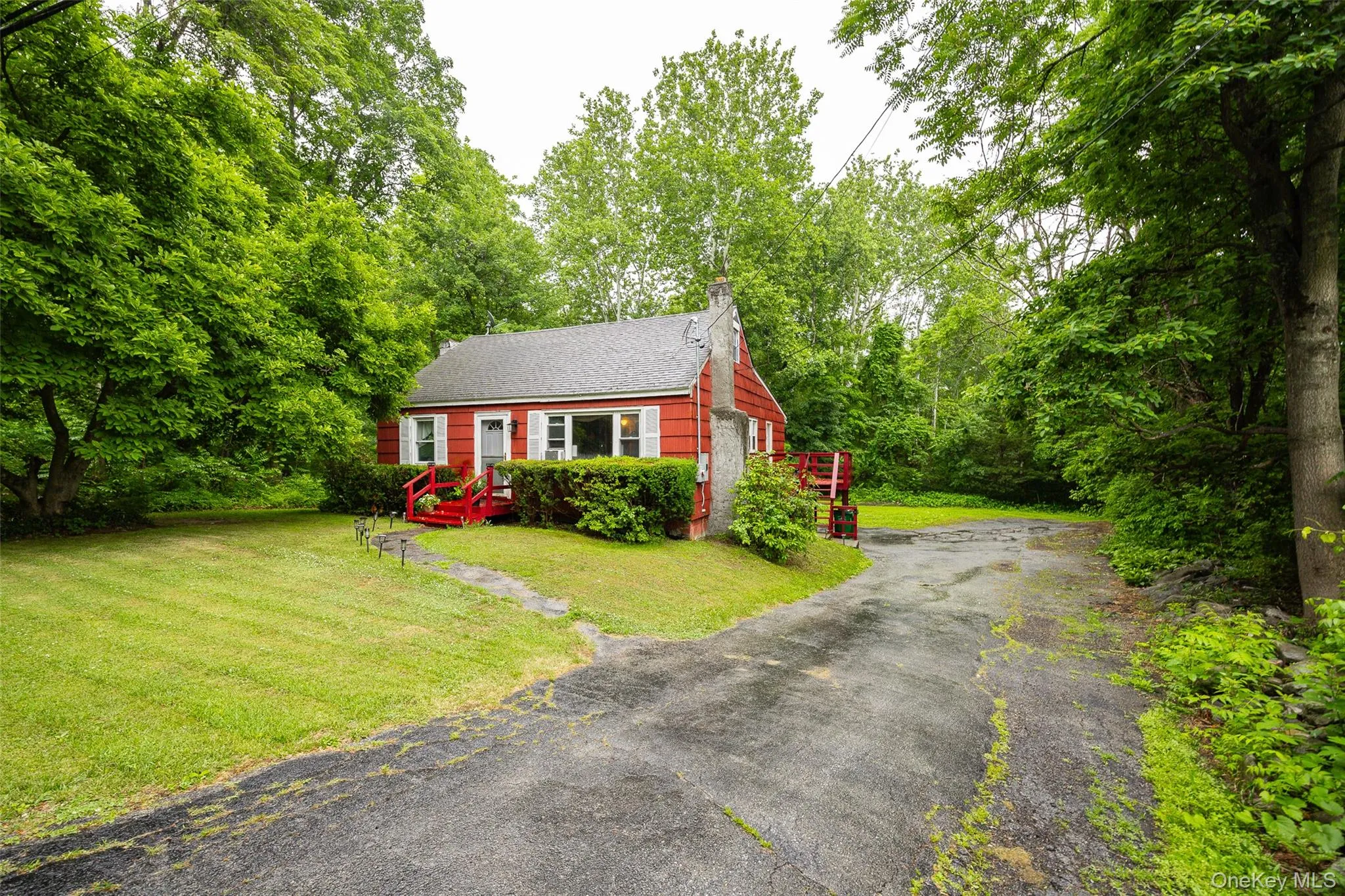 24 Dutchess Hill Road, Hyde Park, NY, 4 Bedrooms Bedrooms, 8 Rooms Rooms,1 BathroomBathrooms,Residential,For Rent,Dutchess Hill,0,KEY1013508 24 Dutchess Hill Road, Hyde Park, NY, 4 Bedrooms Bedrooms, 8 Rooms Rooms,1 BathroomBathrooms,Residential,For Rent,Dutchess Hill,0,KEY1013508