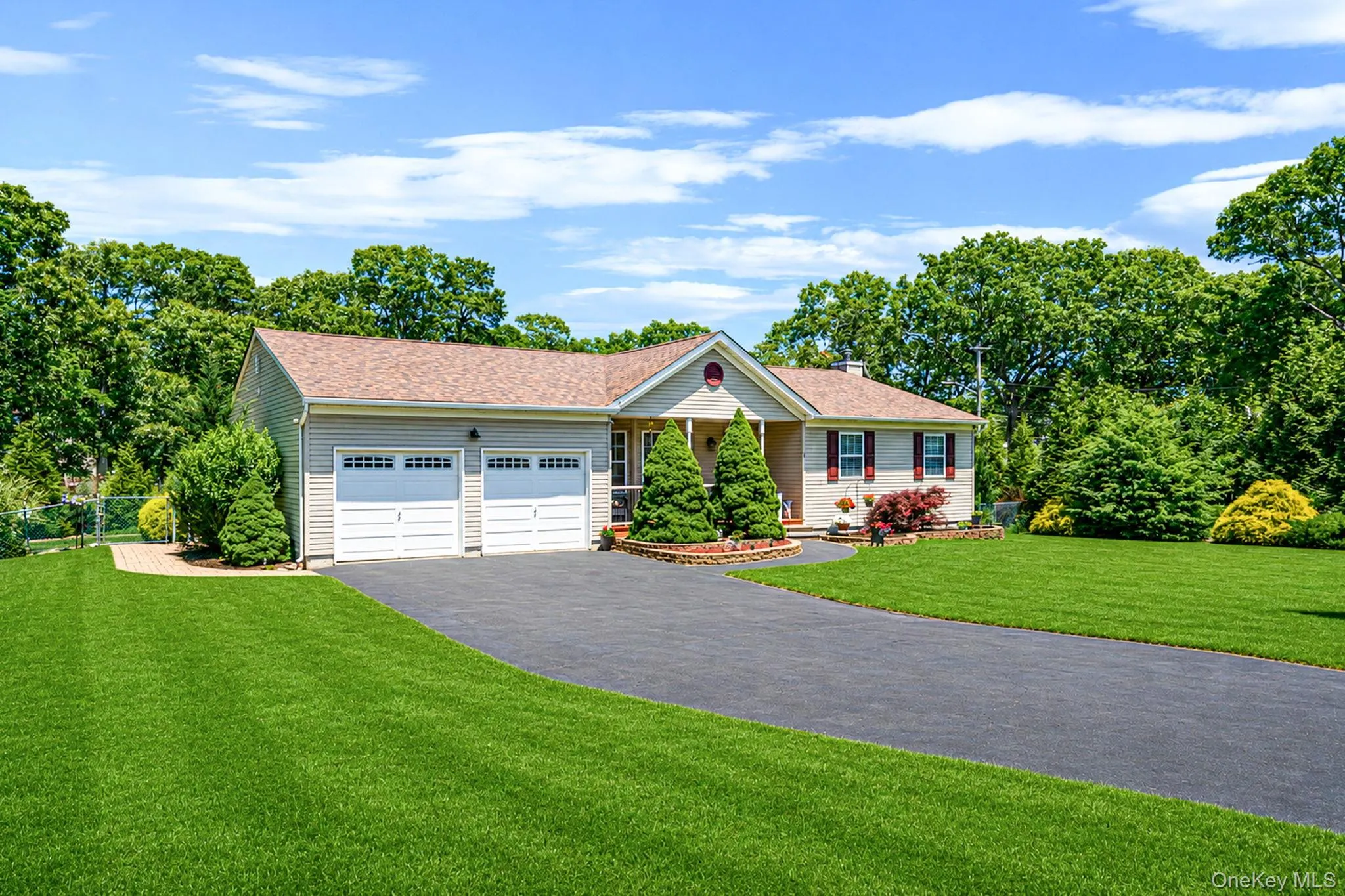 1 Peter Street, Brookhaven, NY, 3 Bedrooms Bedrooms, 11 Rooms Rooms,2 BathroomsBathrooms,Residential,For Rent,Peter,0,1013509 1 Peter Street, Brookhaven, NY, 3 Bedrooms Bedrooms, 11 Rooms Rooms,2 BathroomsBathrooms,Residential,For Rent,Peter,0,1013509