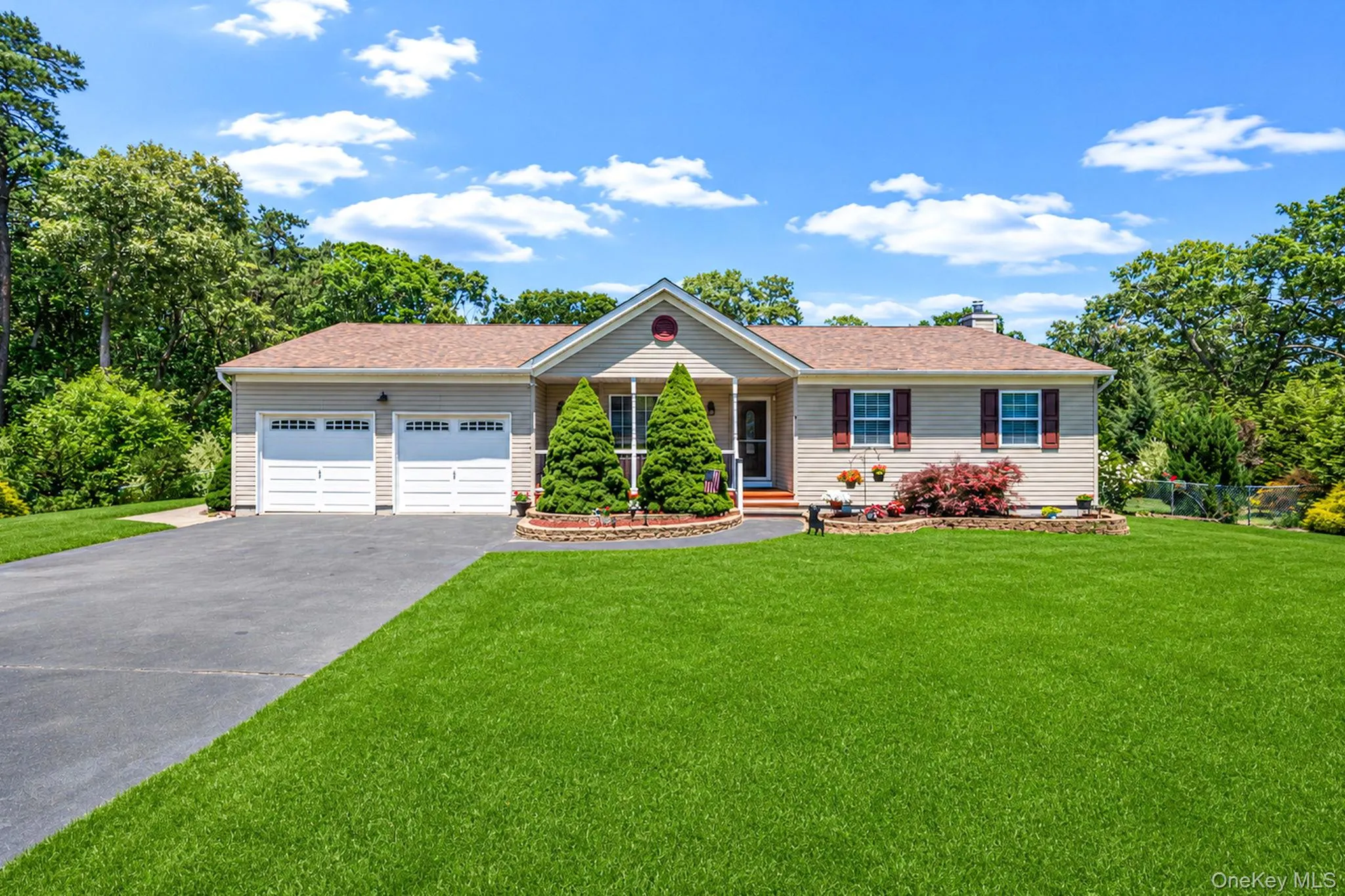1 Peter Street, Brookhaven, NY, 3 Bedrooms Bedrooms, 11 Rooms Rooms,2 BathroomsBathrooms,Residential,For Rent,Peter,0,1013509 1 Peter Street, Brookhaven, NY, 3 Bedrooms Bedrooms, 11 Rooms Rooms,2 BathroomsBathrooms,Residential,For Rent,Peter,0,1013509