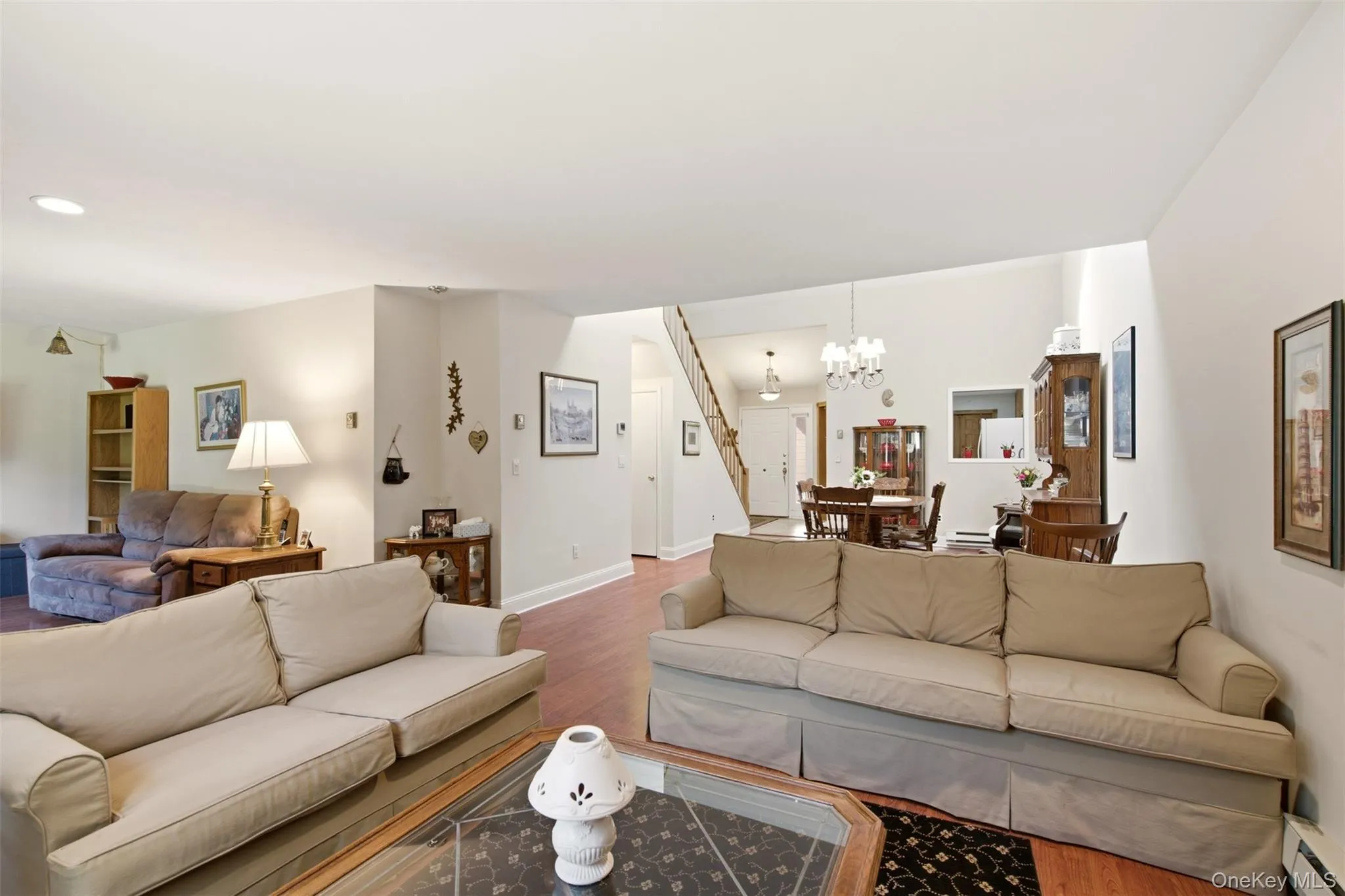 128 Scarlett Drive, Smithtown, NY, 3 Bedrooms Bedrooms, 7 Rooms Rooms,2 BathroomsBathrooms,Residential,For Rent,Scarlett,0,KEY1013513 128 Scarlett Drive, Smithtown, NY, 3 Bedrooms Bedrooms, 7 Rooms Rooms,2 BathroomsBathrooms,Residential,For Rent,Scarlett,0,KEY1013513