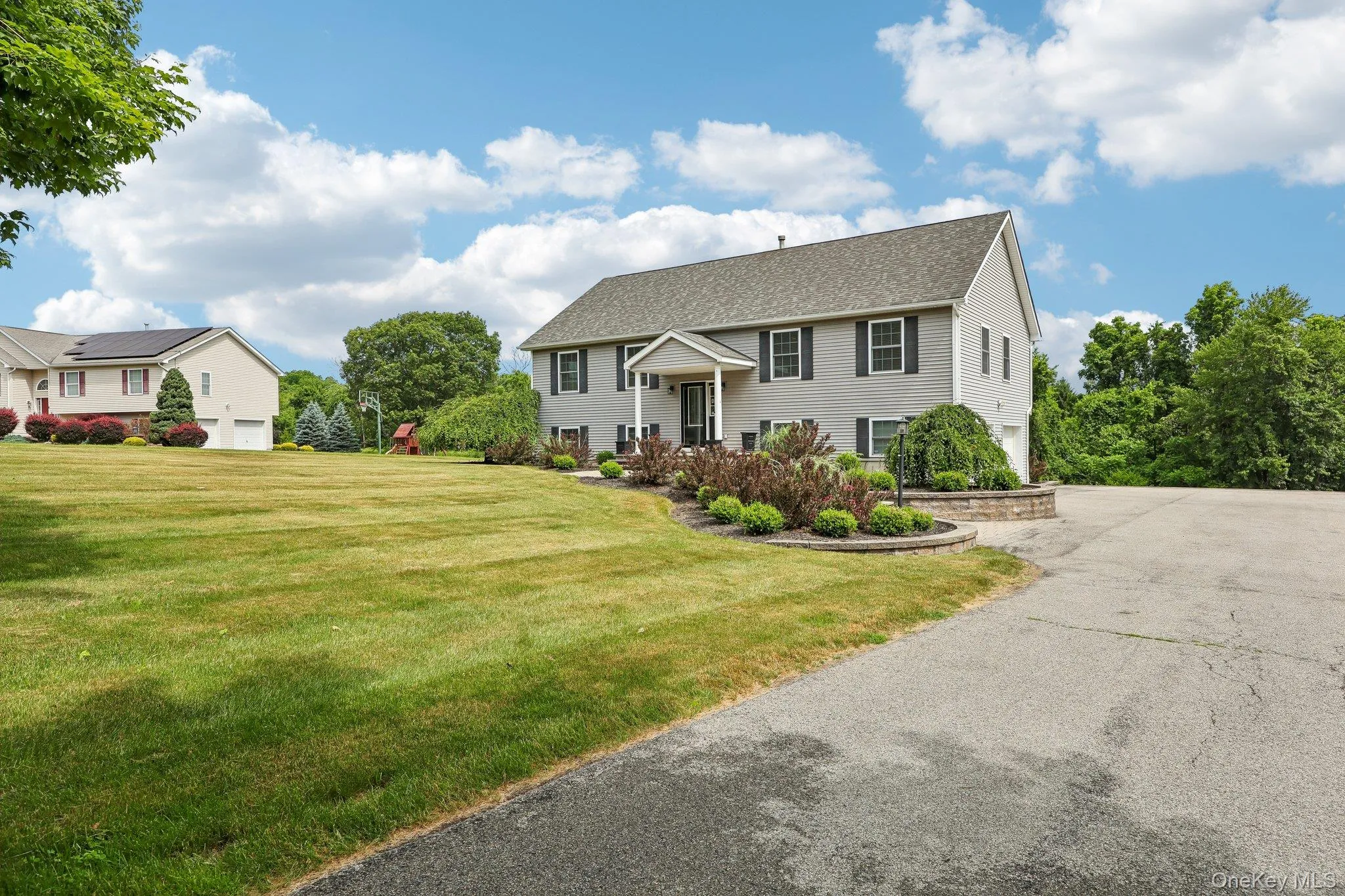 4 Lira Street, Newburgh (town), NY, 3 Bedrooms Bedrooms, 7 Rooms Rooms,3 BathroomsBathrooms,Residential,For Rent,Lira,0,1013514 4 Lira Street, Newburgh (town), NY, 3 Bedrooms Bedrooms, 7 Rooms Rooms,3 BathroomsBathrooms,Residential,For Rent,Lira,0,1013514