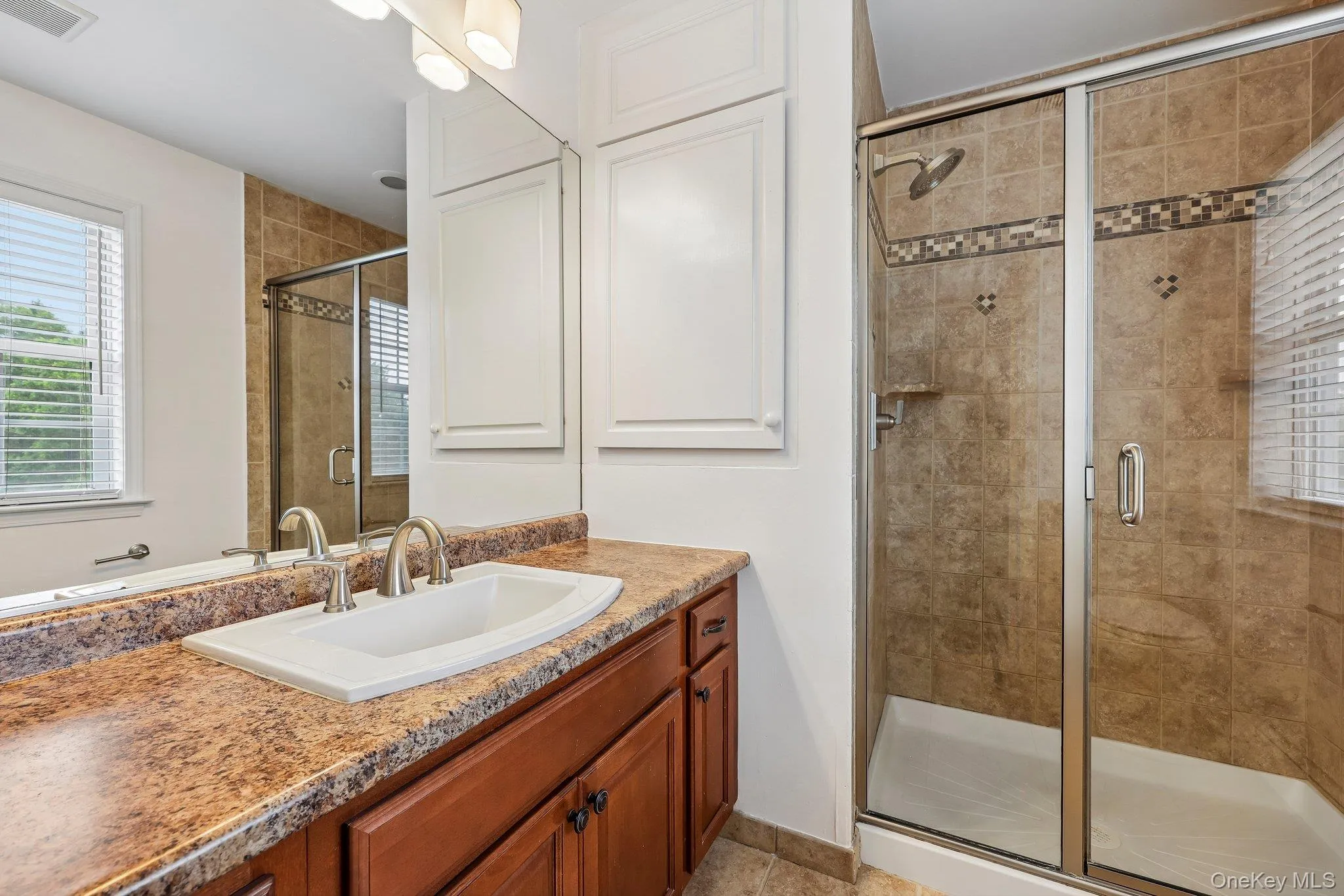 4 Lira Street, Newburgh (town), NY, 3 Bedrooms Bedrooms, 7 Rooms Rooms,3 BathroomsBathrooms,Residential,For Rent,Lira,0,1013514 4 Lira Street, Newburgh (town), NY, 3 Bedrooms Bedrooms, 7 Rooms Rooms,3 BathroomsBathrooms,Residential,For Rent,Lira,0,1013514