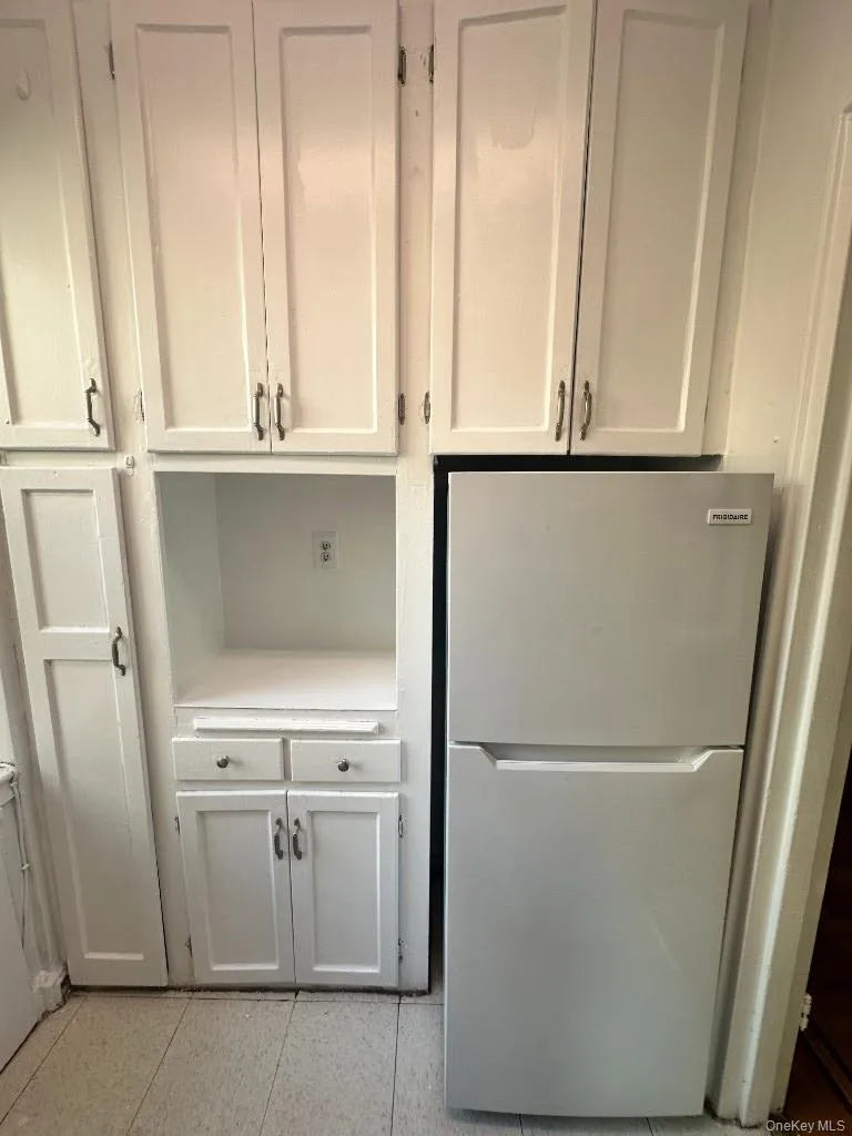 65-41 Booth Street, New York, NY, 3 Rooms Rooms,1 BathroomBathrooms,Residential Lease,For Rent,Booth,0,1013516 65-41 Booth Street, New York, NY, 3 Rooms Rooms,1 BathroomBathrooms,Residential Lease,For Rent,Booth,0,1013516