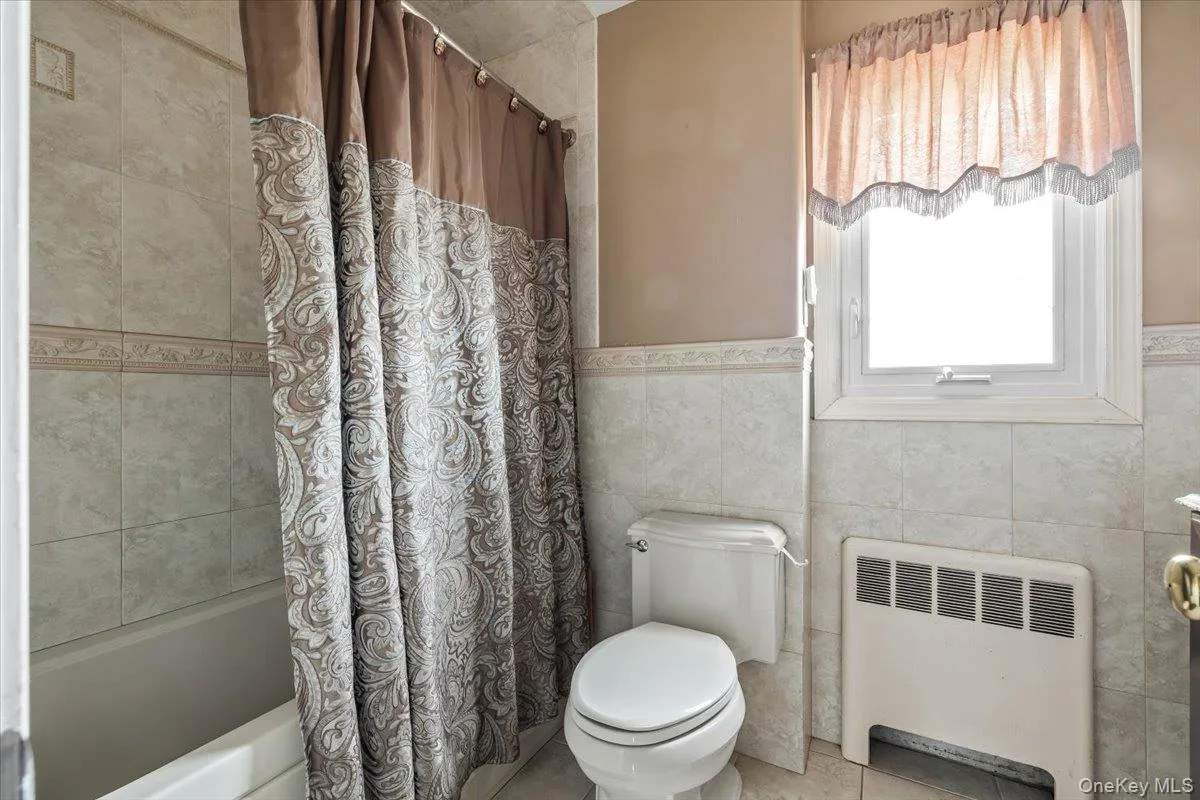 39 Grant Street, Oyster Bay, NY, 4 Bedrooms Bedrooms, 8 Rooms Rooms,1 BathroomBathrooms,Residential,For Rent,Grant,0,1013517 39 Grant Street, Oyster Bay, NY, 4 Bedrooms Bedrooms, 8 Rooms Rooms,1 BathroomBathrooms,Residential,For Rent,Grant,0,1013517