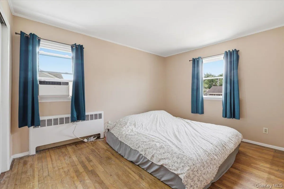 39 Grant Street, Oyster Bay, NY, 4 Bedrooms Bedrooms, 8 Rooms Rooms,1 BathroomBathrooms,Residential,For Rent,Grant,0,1013517 39 Grant Street, Oyster Bay, NY, 4 Bedrooms Bedrooms, 8 Rooms Rooms,1 BathroomBathrooms,Residential,For Rent,Grant,0,1013517
