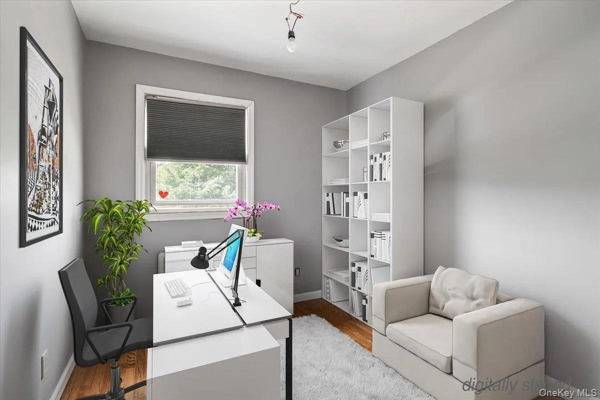 39 Grant Street, Oyster Bay, NY, 4 Bedrooms Bedrooms, 8 Rooms Rooms,1 BathroomBathrooms,Residential,For Rent,Grant,0,1013517 39 Grant Street, Oyster Bay, NY, 4 Bedrooms Bedrooms, 8 Rooms Rooms,1 BathroomBathrooms,Residential,For Rent,Grant,0,1013517