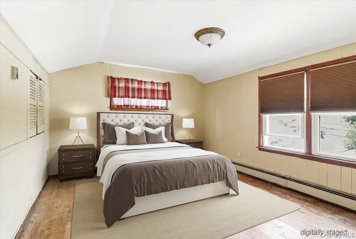 39 Grant Street, Oyster Bay, NY, 4 Bedrooms Bedrooms, 8 Rooms Rooms,1 BathroomBathrooms,Residential,For Rent,Grant,0,1013517 39 Grant Street, Oyster Bay, NY, 4 Bedrooms Bedrooms, 8 Rooms Rooms,1 BathroomBathrooms,Residential,For Rent,Grant,0,1013517