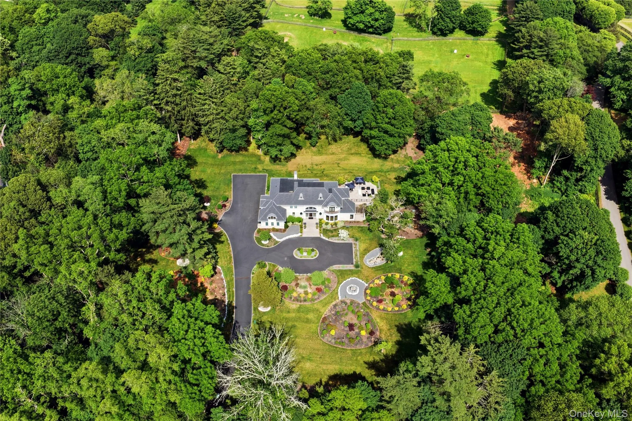 1782 Route 106, Oyster Bay, NY, 5 Bedrooms Bedrooms, 12 Rooms Rooms,4 BathroomsBathrooms,Residential,For Rent,Route 106,0,1013521 1782 Route 106, Oyster Bay, NY, 5 Bedrooms Bedrooms, 12 Rooms Rooms,4 BathroomsBathrooms,Residential,For Rent,Route 106,0,1013521