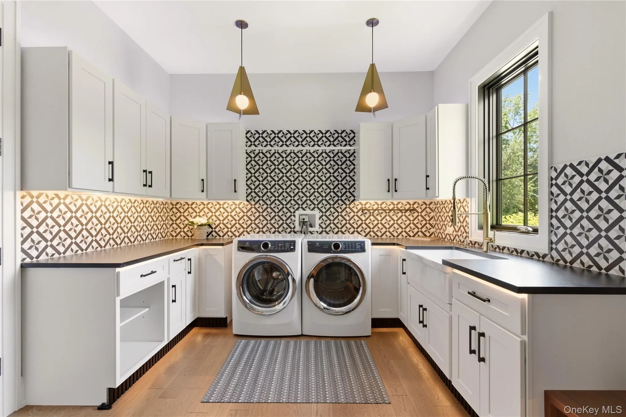 1782 Route 106, Oyster Bay, NY, 5 Bedrooms Bedrooms, 12 Rooms Rooms,4 BathroomsBathrooms,Residential,For Rent,Route 106,0,1013521 1782 Route 106, Oyster Bay, NY, 5 Bedrooms Bedrooms, 12 Rooms Rooms,4 BathroomsBathrooms,Residential,For Rent,Route 106,0,1013521