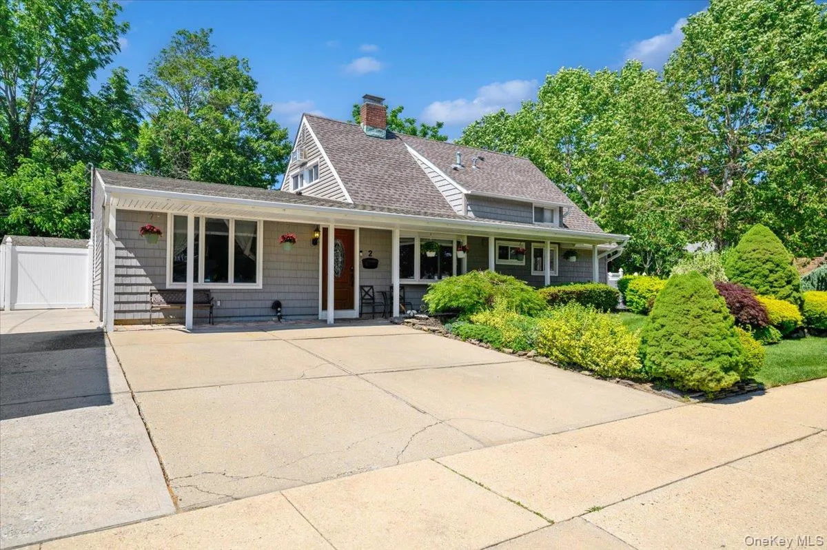 2 Bridge Lane, Oyster Bay, NY, 5 Bedrooms Bedrooms, 10 Rooms Rooms,3 BathroomsBathrooms,Residential,For Rent,Bridge,0,1013522 2 Bridge Lane, Oyster Bay, NY, 5 Bedrooms Bedrooms, 10 Rooms Rooms,3 BathroomsBathrooms,Residential,For Rent,Bridge,0,1013522