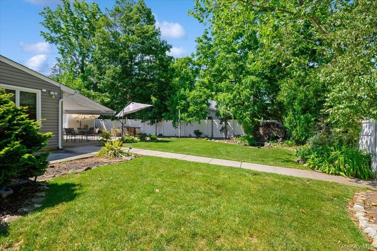 2 Bridge Lane, Oyster Bay, NY, 5 Bedrooms Bedrooms, 10 Rooms Rooms,3 BathroomsBathrooms,Residential,For Rent,Bridge,0,1013522 2 Bridge Lane, Oyster Bay, NY, 5 Bedrooms Bedrooms, 10 Rooms Rooms,3 BathroomsBathrooms,Residential,For Rent,Bridge,0,1013522