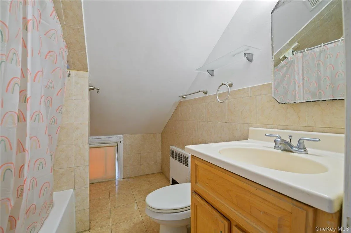 2 Bridge Lane, Oyster Bay, NY, 5 Bedrooms Bedrooms, 10 Rooms Rooms,3 BathroomsBathrooms,Residential,For Rent,Bridge,0,1013522 2 Bridge Lane, Oyster Bay, NY, 5 Bedrooms Bedrooms, 10 Rooms Rooms,3 BathroomsBathrooms,Residential,For Rent,Bridge,0,1013522