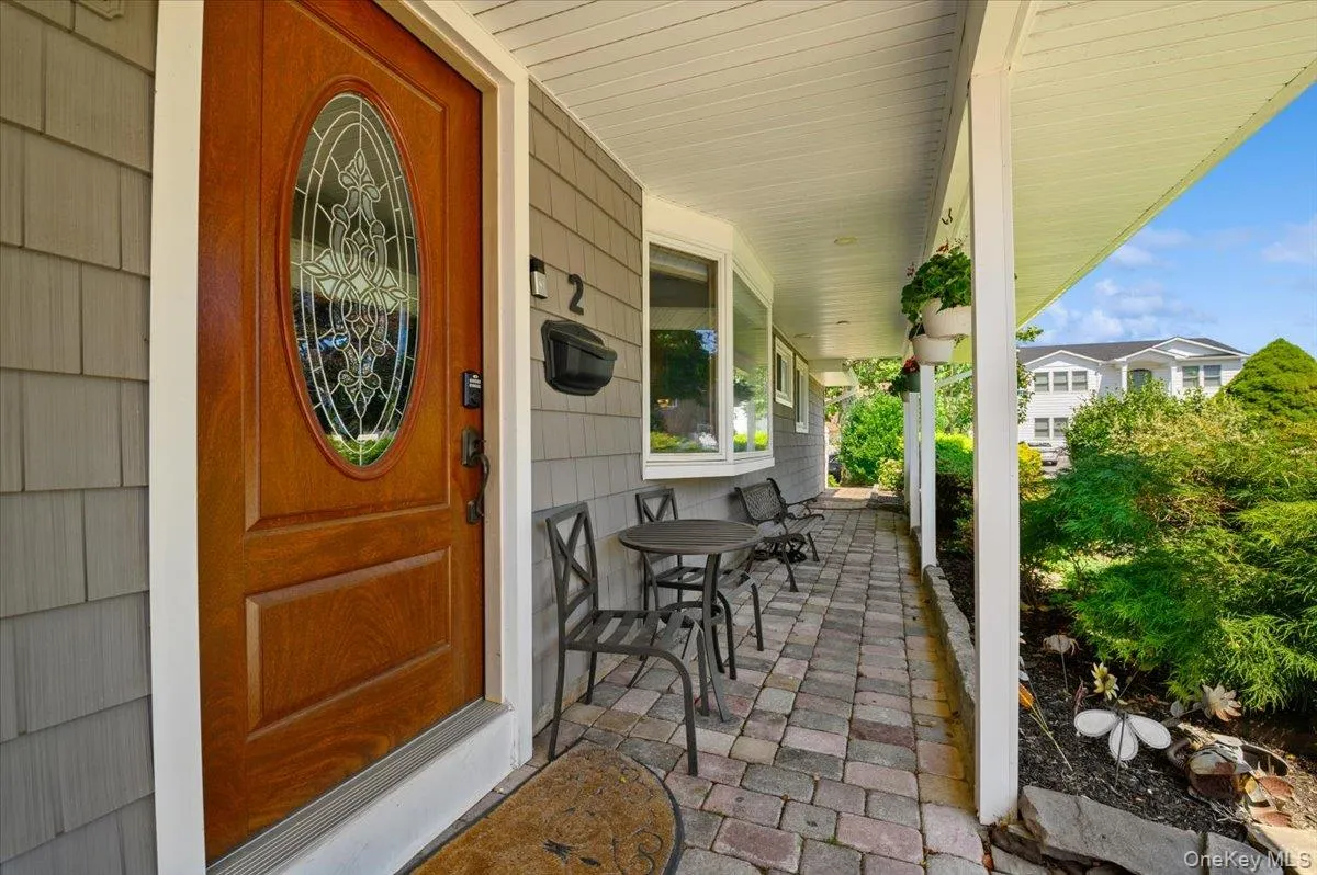 2 Bridge Lane, Oyster Bay, NY, 5 Bedrooms Bedrooms, 10 Rooms Rooms,3 BathroomsBathrooms,Residential,For Rent,Bridge,0,1013522 2 Bridge Lane, Oyster Bay, NY, 5 Bedrooms Bedrooms, 10 Rooms Rooms,3 BathroomsBathrooms,Residential,For Rent,Bridge,0,1013522