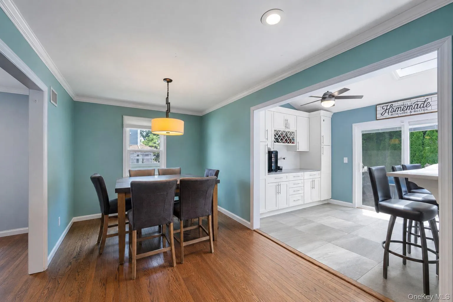 24 Worden Place, West Babylon, NY, 3 Bedrooms Bedrooms, 3 Rooms Rooms,2 BathroomsBathrooms,Residential,For Rent,Worden,0,1013523 24 Worden Place, West Babylon, NY, 3 Bedrooms Bedrooms, 3 Rooms Rooms,2 BathroomsBathrooms,Residential,For Rent,Worden,0,1013523