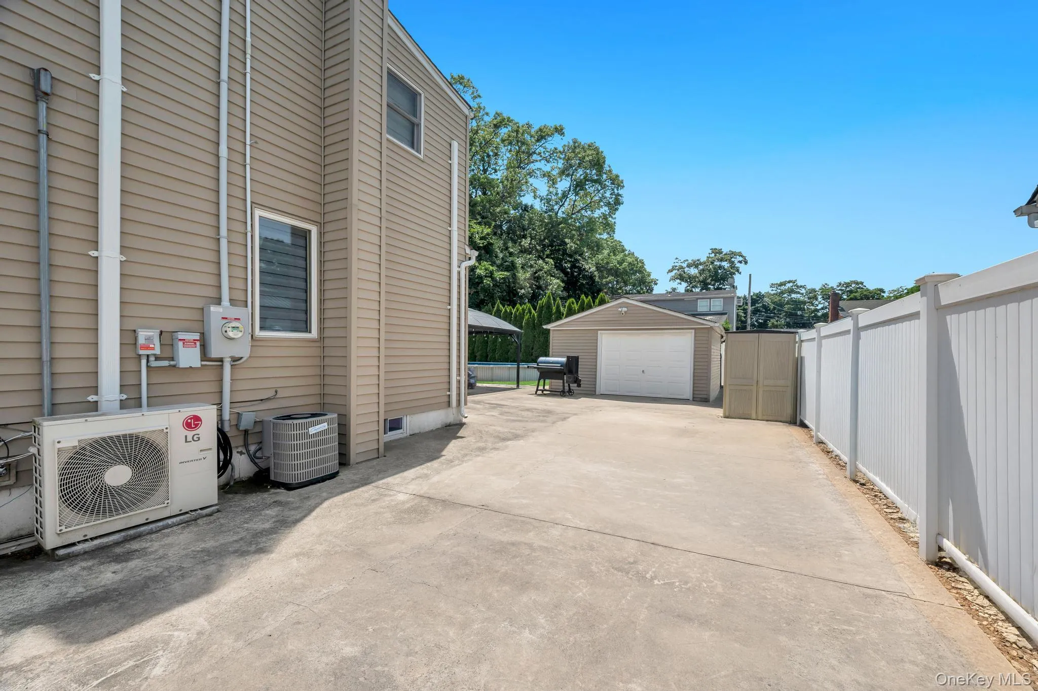 24 Worden Place, West Babylon, NY, 3 Bedrooms Bedrooms, 3 Rooms Rooms,2 BathroomsBathrooms,Residential,For Rent,Worden,0,1013523 24 Worden Place, West Babylon, NY, 3 Bedrooms Bedrooms, 3 Rooms Rooms,2 BathroomsBathrooms,Residential,For Rent,Worden,0,1013523