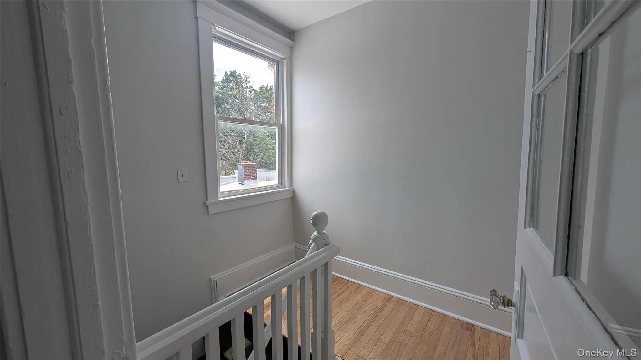 632 Middle Neck Road, North Hempstead, NY, 3 Bedrooms Bedrooms, 6 Rooms Rooms,1 BathroomBathrooms,Residential Lease,For Rent,Middle Neck,0,1013530 632 Middle Neck Road, North Hempstead, NY, 3 Bedrooms Bedrooms, 6 Rooms Rooms,1 BathroomBathrooms,Residential Lease,For Rent,Middle Neck,0,1013530
