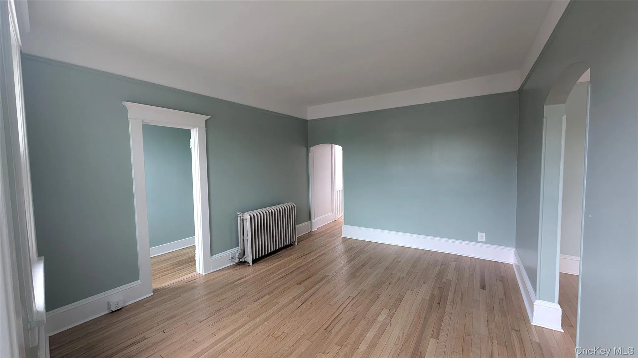 632 Middle Neck Road, North Hempstead, NY, 3 Bedrooms Bedrooms, 6 Rooms Rooms,1 BathroomBathrooms,Residential Lease,For Rent,Middle Neck,0,1013530 632 Middle Neck Road, North Hempstead, NY, 3 Bedrooms Bedrooms, 6 Rooms Rooms,1 BathroomBathrooms,Residential Lease,For Rent,Middle Neck,0,1013530