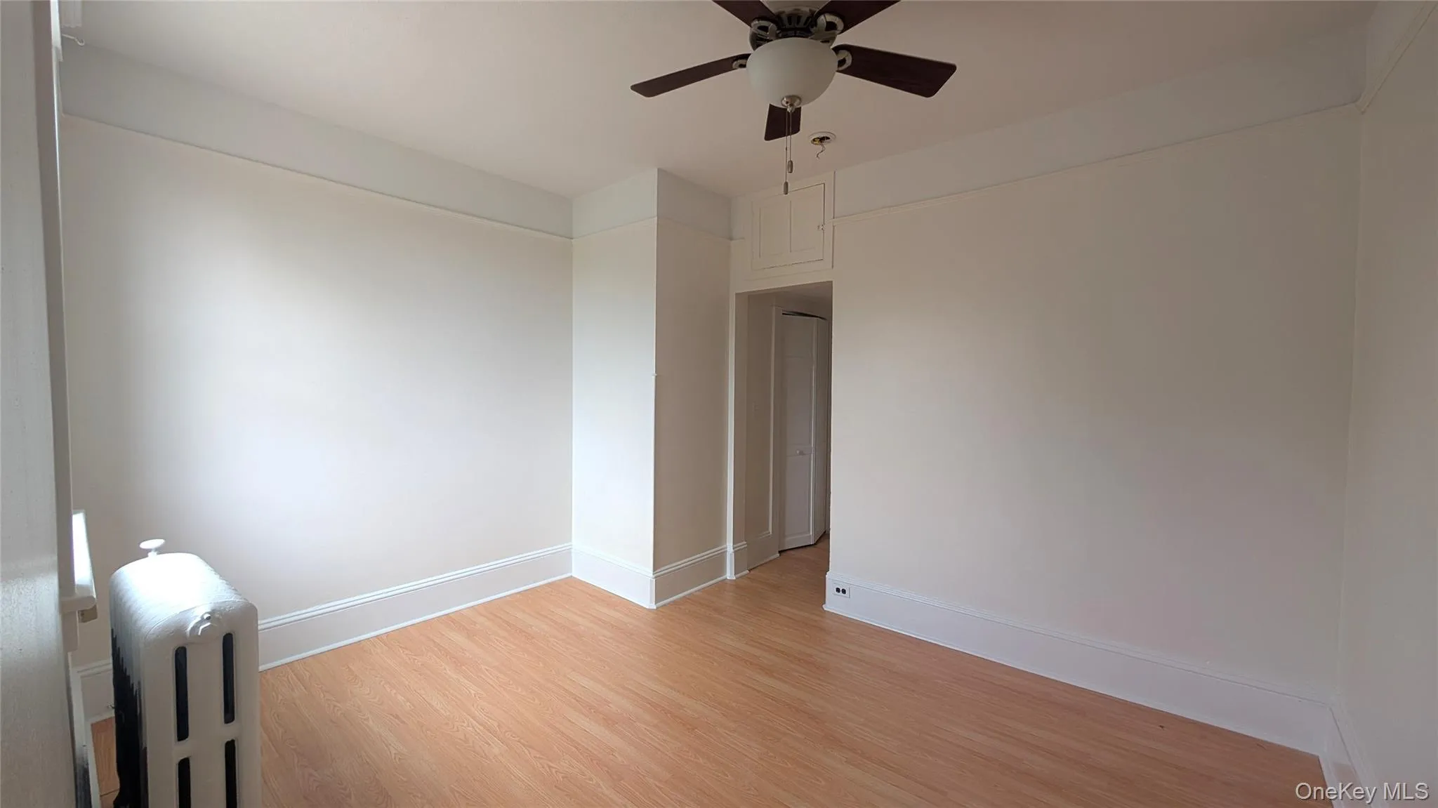 632 Middle Neck Road, North Hempstead, NY, 3 Bedrooms Bedrooms, 6 Rooms Rooms,1 BathroomBathrooms,Residential Lease,For Rent,Middle Neck,0,1013530 632 Middle Neck Road, North Hempstead, NY, 3 Bedrooms Bedrooms, 6 Rooms Rooms,1 BathroomBathrooms,Residential Lease,For Rent,Middle Neck,0,1013530