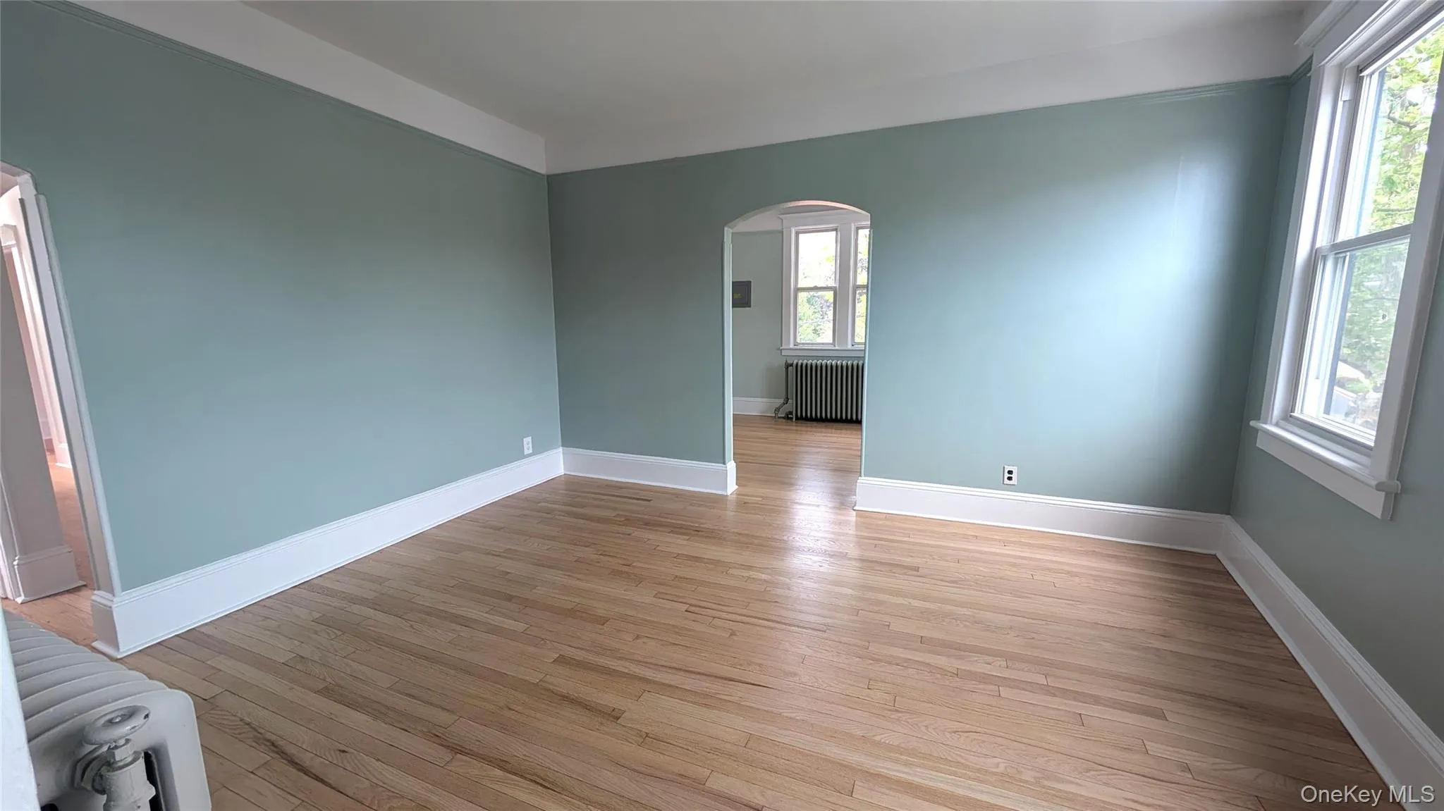 632 Middle Neck Road, North Hempstead, NY, 3 Bedrooms Bedrooms, 6 Rooms Rooms,1 BathroomBathrooms,Residential Lease,For Rent,Middle Neck,0,1013530 632 Middle Neck Road, North Hempstead, NY, 3 Bedrooms Bedrooms, 6 Rooms Rooms,1 BathroomBathrooms,Residential Lease,For Rent,Middle Neck,0,1013530