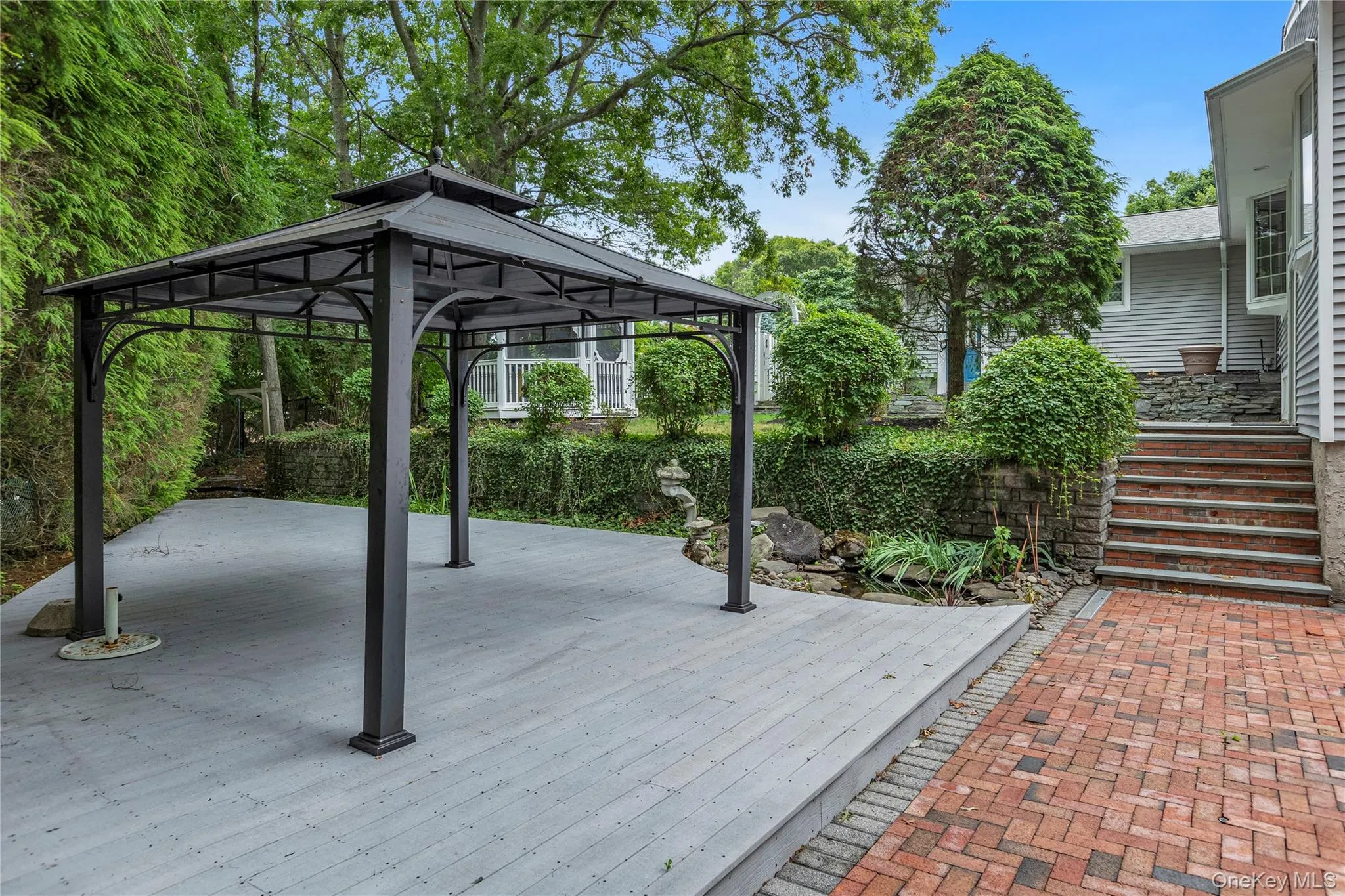Pergola. Pergola.