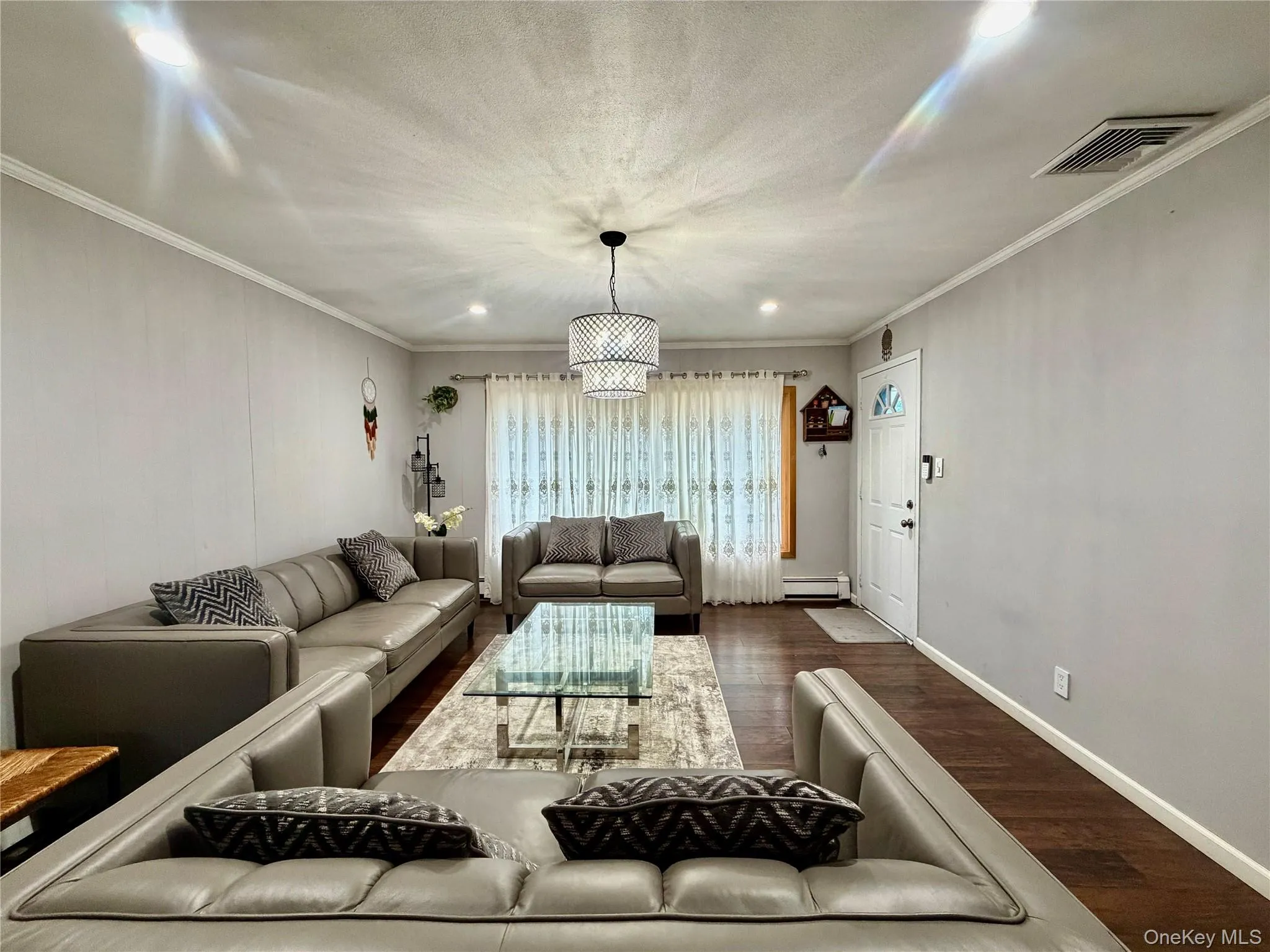 89 Bruce Avenue, Oyster Bay, NY, 5 Bedrooms Bedrooms, 12 Rooms Rooms,2 BathroomsBathrooms,Residential,For Rent,Bruce,0,1013536 89 Bruce Avenue, Oyster Bay, NY, 5 Bedrooms Bedrooms, 12 Rooms Rooms,2 BathroomsBathrooms,Residential,For Rent,Bruce,0,1013536