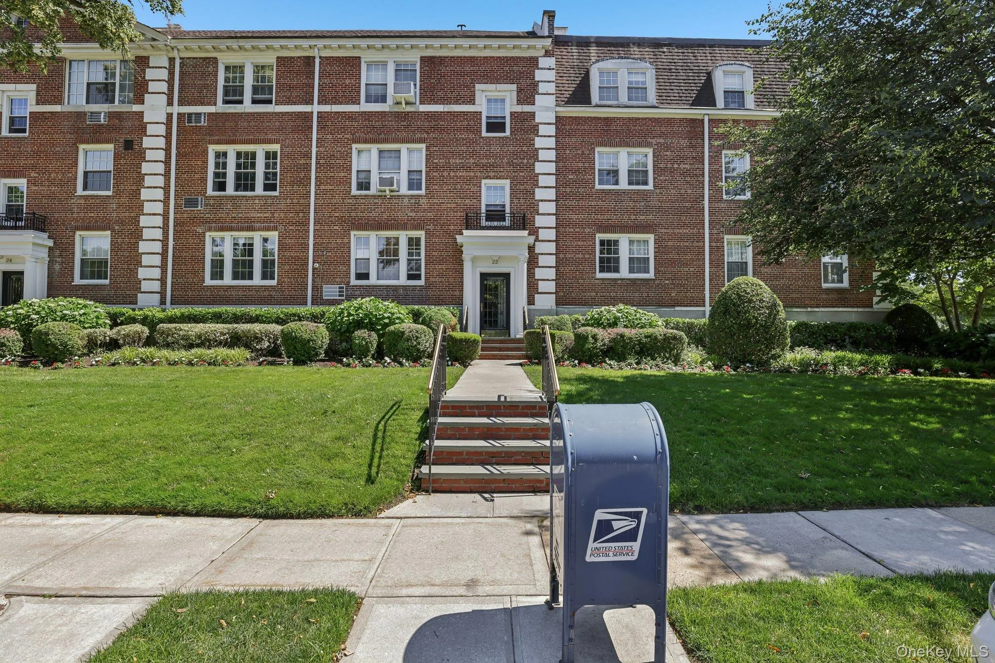 22 Hamilton Place, Hempstead, NY, 1 Bedroom Bedrooms, 4 Rooms Rooms,1 BathroomBathrooms,Residential,For Rent,Hamilton Place,0,1013538 22 Hamilton Place, Hempstead, NY, 1 Bedroom Bedrooms, 4 Rooms Rooms,1 BathroomBathrooms,Residential,For Rent,Hamilton Place,0,1013538