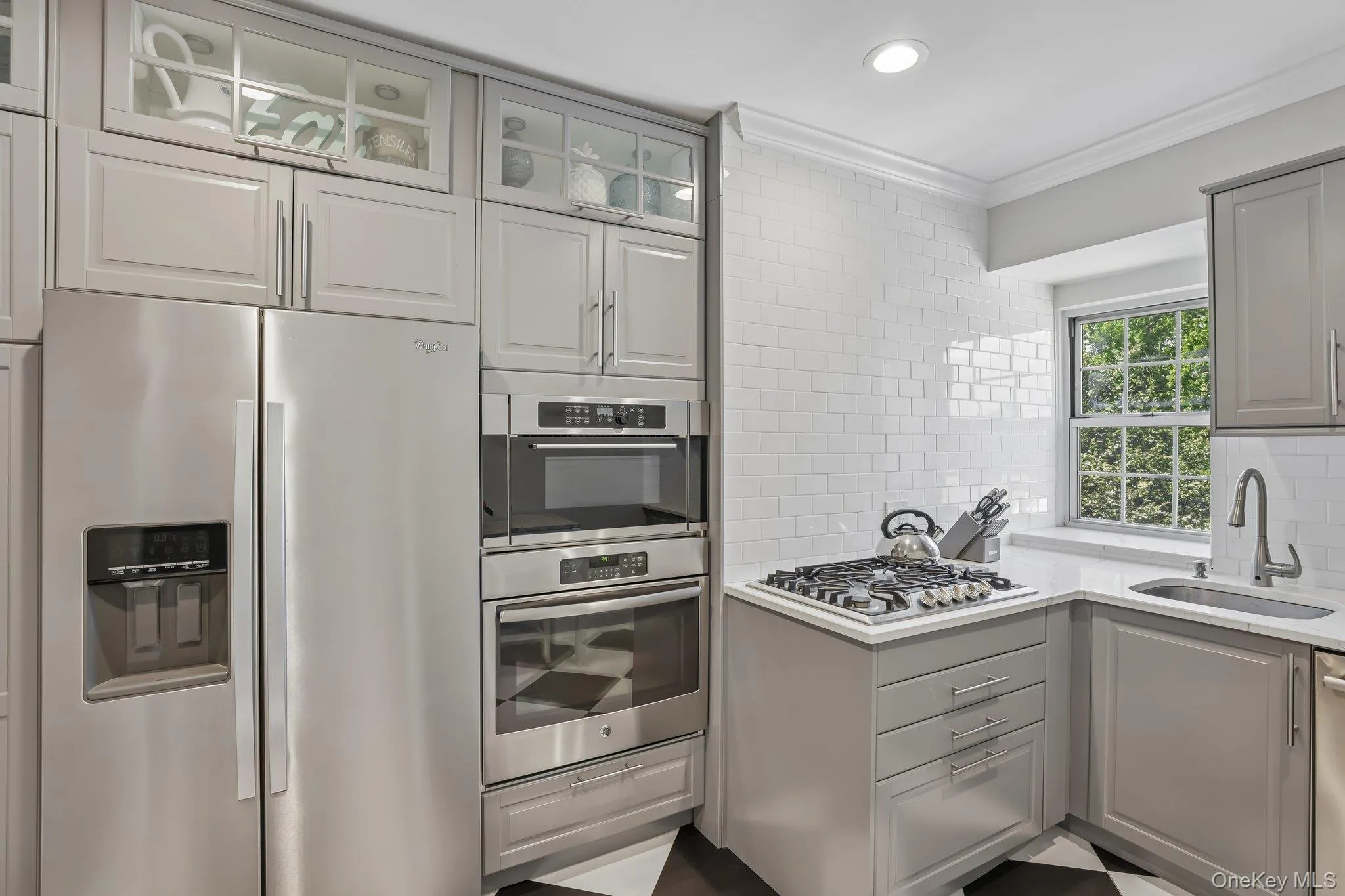 22 Hamilton Place, Hempstead, NY, 1 Bedroom Bedrooms, 4 Rooms Rooms,1 BathroomBathrooms,Residential,For Rent,Hamilton Place,0,1013538 22 Hamilton Place, Hempstead, NY, 1 Bedroom Bedrooms, 4 Rooms Rooms,1 BathroomBathrooms,Residential,For Rent,Hamilton Place,0,1013538