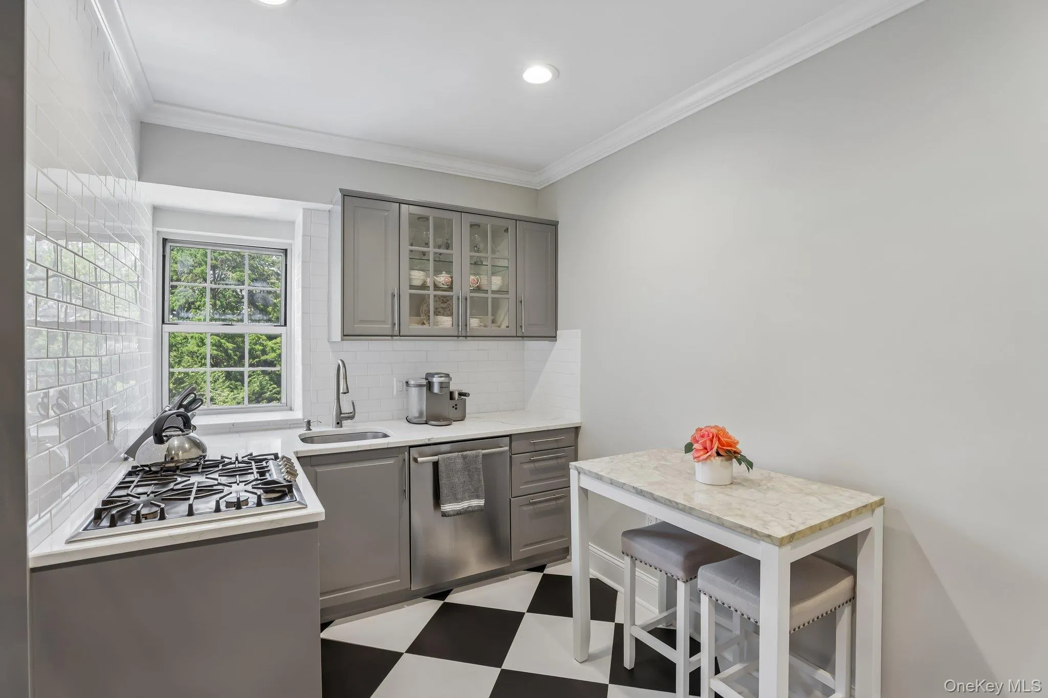 22 Hamilton Place, Hempstead, NY, 1 Bedroom Bedrooms, 4 Rooms Rooms,1 BathroomBathrooms,Residential,For Rent,Hamilton Place,0,1013538 22 Hamilton Place, Hempstead, NY, 1 Bedroom Bedrooms, 4 Rooms Rooms,1 BathroomBathrooms,Residential,For Rent,Hamilton Place,0,1013538