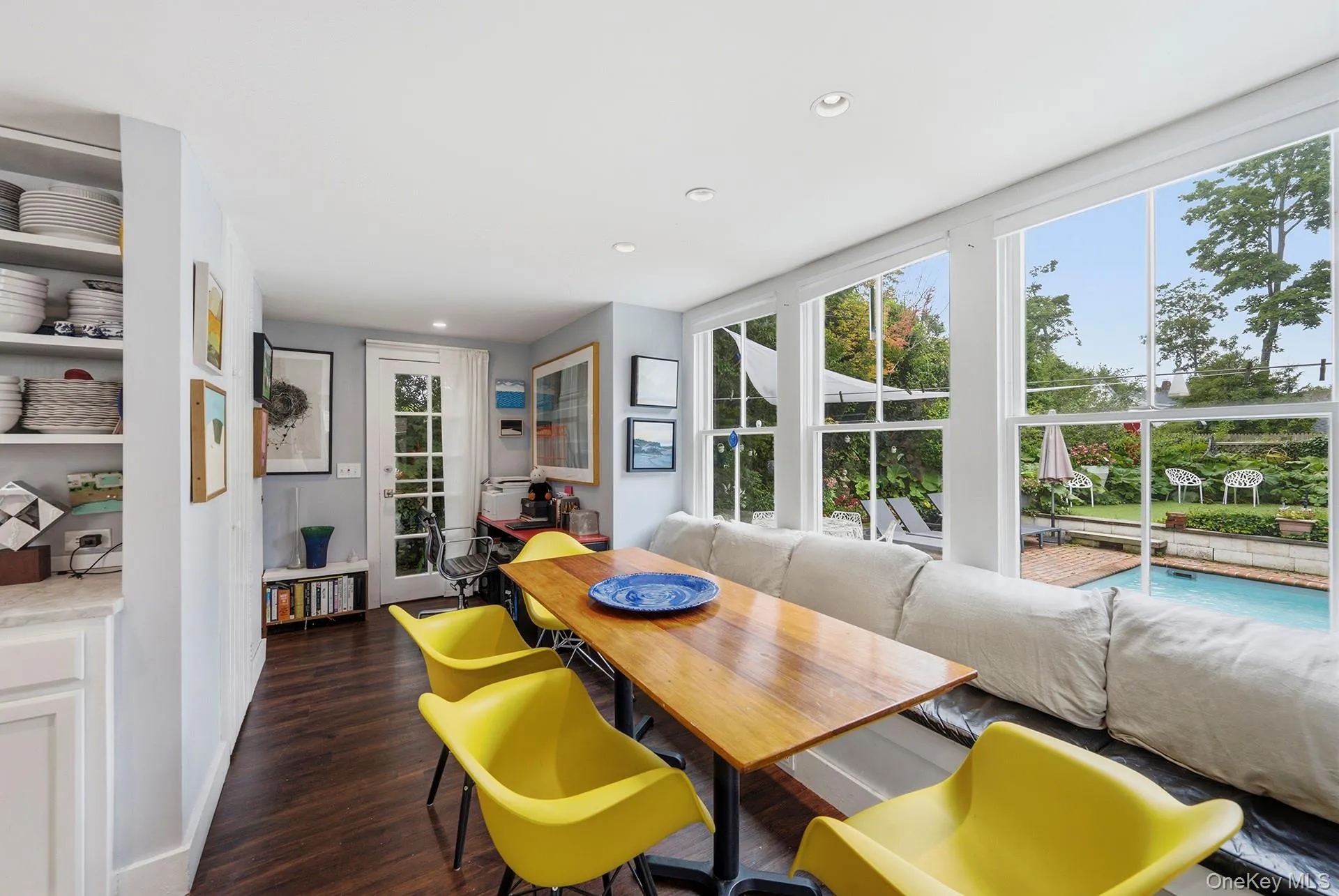 28 Bowden Square, Southampton, NY, 3 Bedrooms Bedrooms, ,2 BathroomsBathrooms,Residential Lease,For Rent,Bowden,0,1013544 28 Bowden Square, Southampton, NY, 3 Bedrooms Bedrooms, ,2 BathroomsBathrooms,Residential Lease,For Rent,Bowden,0,1013544