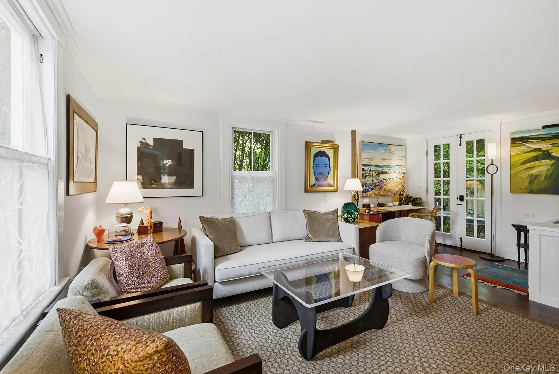 28 Bowden Square, Southampton, NY, 3 Bedrooms Bedrooms, ,2 BathroomsBathrooms,Residential Lease,For Rent,Bowden,0,1013544 28 Bowden Square, Southampton, NY, 3 Bedrooms Bedrooms, ,2 BathroomsBathrooms,Residential Lease,For Rent,Bowden,0,1013544