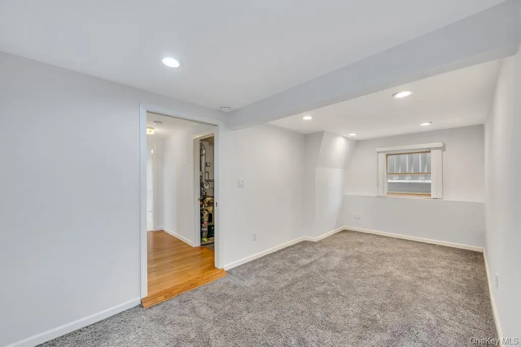 279 Haven Avenue, Islip, NY, 4 Bedrooms Bedrooms, 8 Rooms Rooms,2 BathroomsBathrooms,Residential,For Rent,Haven,0,1013545 279 Haven Avenue, Islip, NY, 4 Bedrooms Bedrooms, 8 Rooms Rooms,2 BathroomsBathrooms,Residential,For Rent,Haven,0,1013545