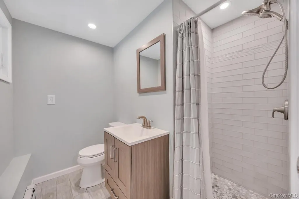 279 Haven Avenue, Islip, NY, 4 Bedrooms Bedrooms, 8 Rooms Rooms,2 BathroomsBathrooms,Residential,For Rent,Haven,0,1013545 279 Haven Avenue, Islip, NY, 4 Bedrooms Bedrooms, 8 Rooms Rooms,2 BathroomsBathrooms,Residential,For Rent,Haven,0,1013545