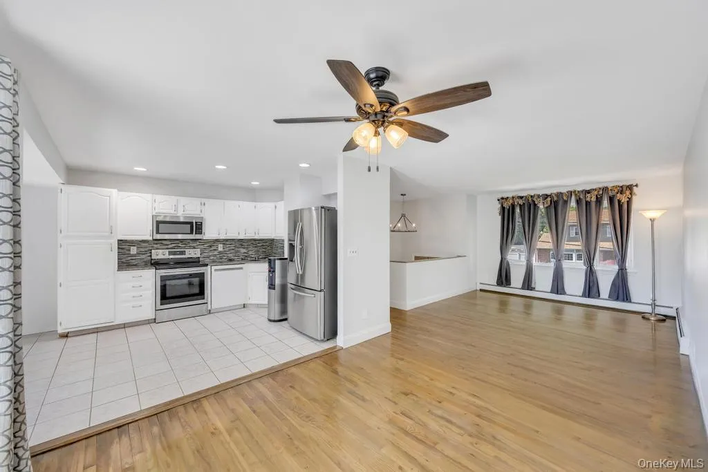 279 Haven Avenue, Islip, NY, 4 Bedrooms Bedrooms, 8 Rooms Rooms,2 BathroomsBathrooms,Residential,For Rent,Haven,0,1013545 279 Haven Avenue, Islip, NY, 4 Bedrooms Bedrooms, 8 Rooms Rooms,2 BathroomsBathrooms,Residential,For Rent,Haven,0,1013545