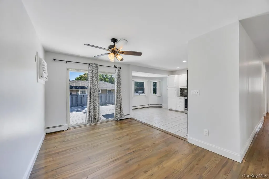 279 Haven Avenue, Islip, NY, 4 Bedrooms Bedrooms, 8 Rooms Rooms,2 BathroomsBathrooms,Residential,For Rent,Haven,0,1013545 279 Haven Avenue, Islip, NY, 4 Bedrooms Bedrooms, 8 Rooms Rooms,2 BathroomsBathrooms,Residential,For Rent,Haven,0,1013545