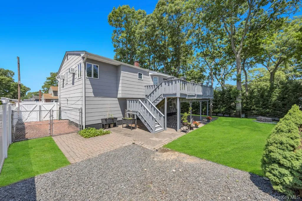 279 Haven Avenue, Islip, NY, 4 Bedrooms Bedrooms, 8 Rooms Rooms,2 BathroomsBathrooms,Residential,For Rent,Haven,0,1013545 279 Haven Avenue, Islip, NY, 4 Bedrooms Bedrooms, 8 Rooms Rooms,2 BathroomsBathrooms,Residential,For Rent,Haven,0,1013545