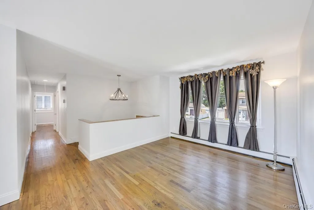279 Haven Avenue, Islip, NY, 4 Bedrooms Bedrooms, 8 Rooms Rooms,2 BathroomsBathrooms,Residential,For Rent,Haven,0,1013545 279 Haven Avenue, Islip, NY, 4 Bedrooms Bedrooms, 8 Rooms Rooms,2 BathroomsBathrooms,Residential,For Rent,Haven,0,1013545