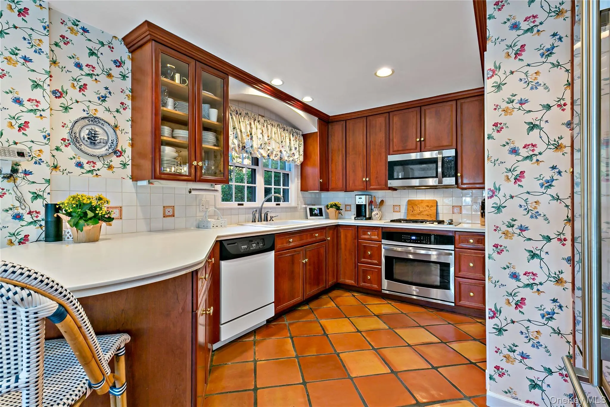 1050 Knollwood Road, Greenburgh, NY, 3 Bedrooms Bedrooms, 10 Rooms Rooms,3 BathroomsBathrooms,Residential,For Rent,Knollwood,0,1013549 1050 Knollwood Road, Greenburgh, NY, 3 Bedrooms Bedrooms, 10 Rooms Rooms,3 BathroomsBathrooms,Residential,For Rent,Knollwood,0,1013549