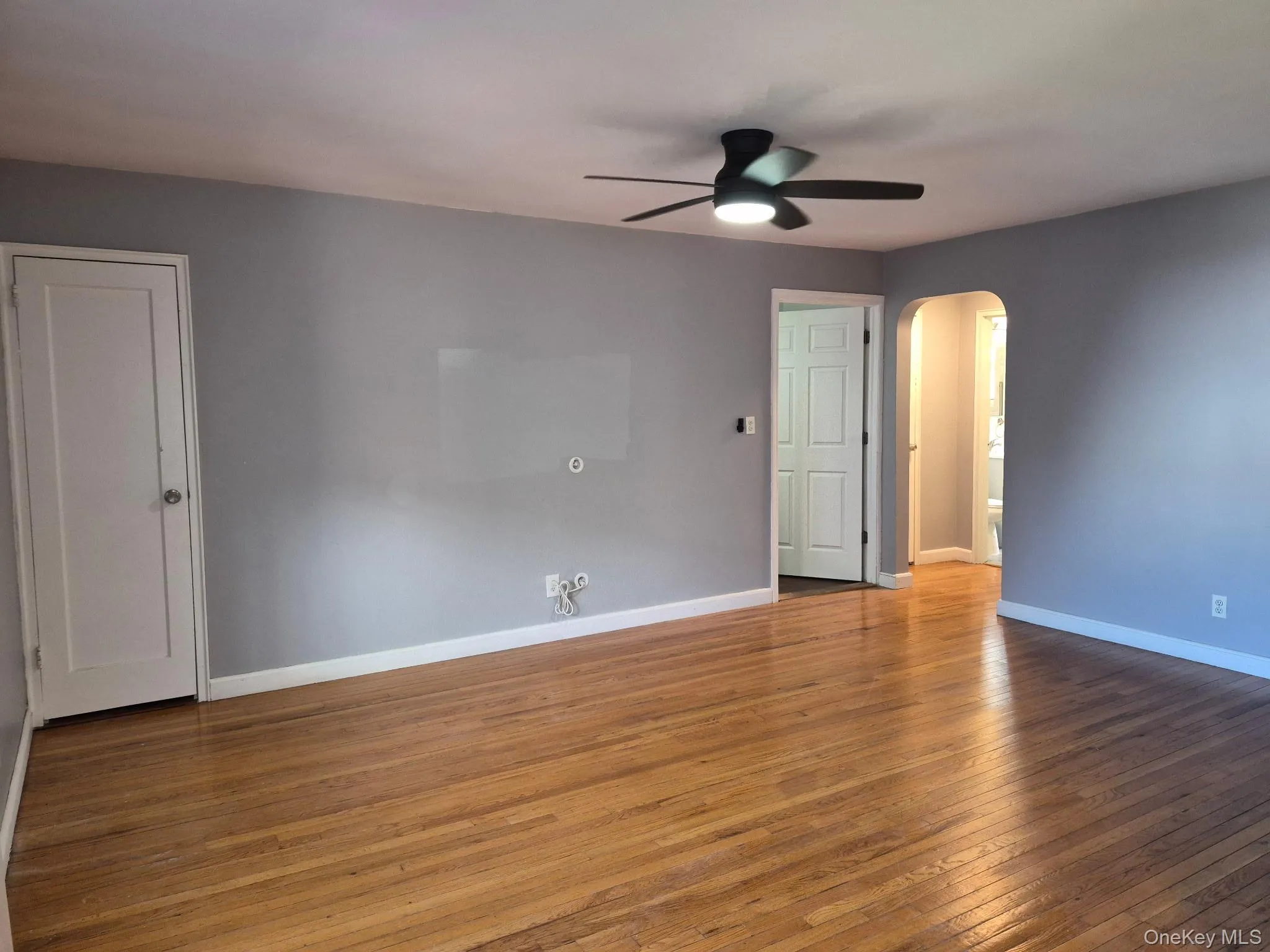 90 Spruce Street, Yonkers, NY, 1 Bedroom Bedrooms, 3 Rooms Rooms,1 BathroomBathrooms,Residential,For Rent,Spruce Street,0,1013577 90 Spruce Street, Yonkers, NY, 1 Bedroom Bedrooms, 3 Rooms Rooms,1 BathroomBathrooms,Residential,For Rent,Spruce Street,0,1013577