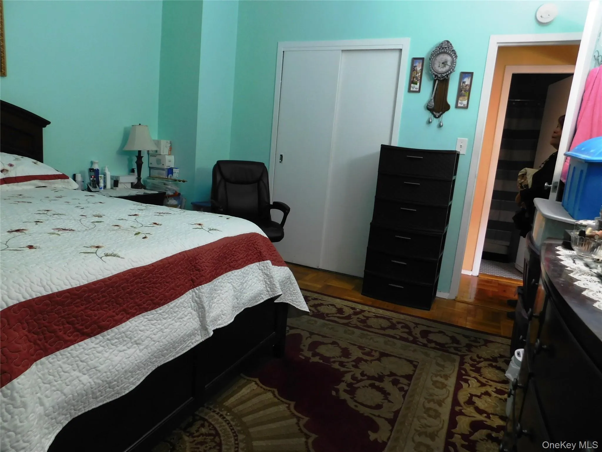 Bedroom with Parque Floor Bedroom with Parque Floor